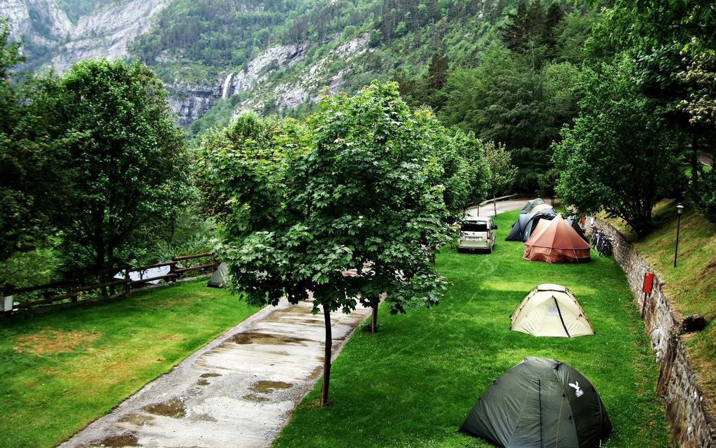 Camping Valle De Bujaruelo Торла Екстер'єр фото